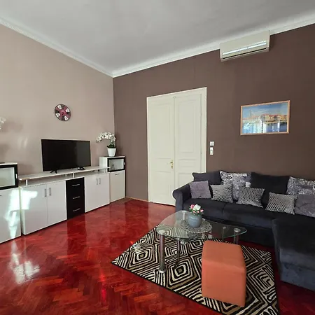 Prvi Red Do Mora * Crikvenica