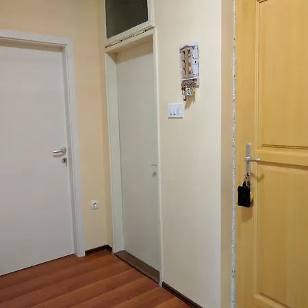 Prvi Red Do Mora Apartment Crikvenica