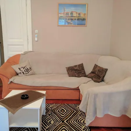 Prvi Red Do Mora Apartment *