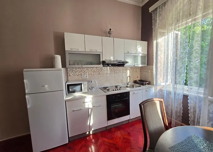 Prvi Red Do Mora Crikvenica